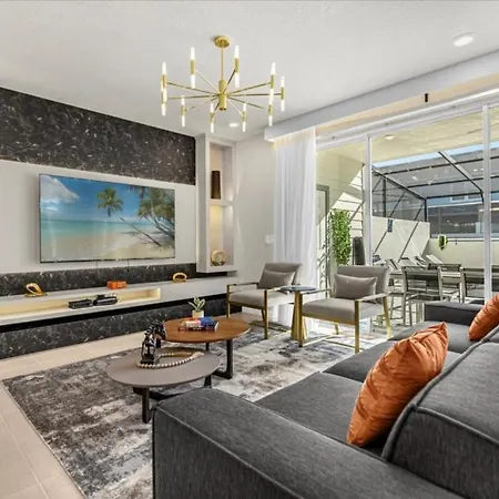 5 Bedrooms- 4,5 Baths- Windsor Island 4066 La